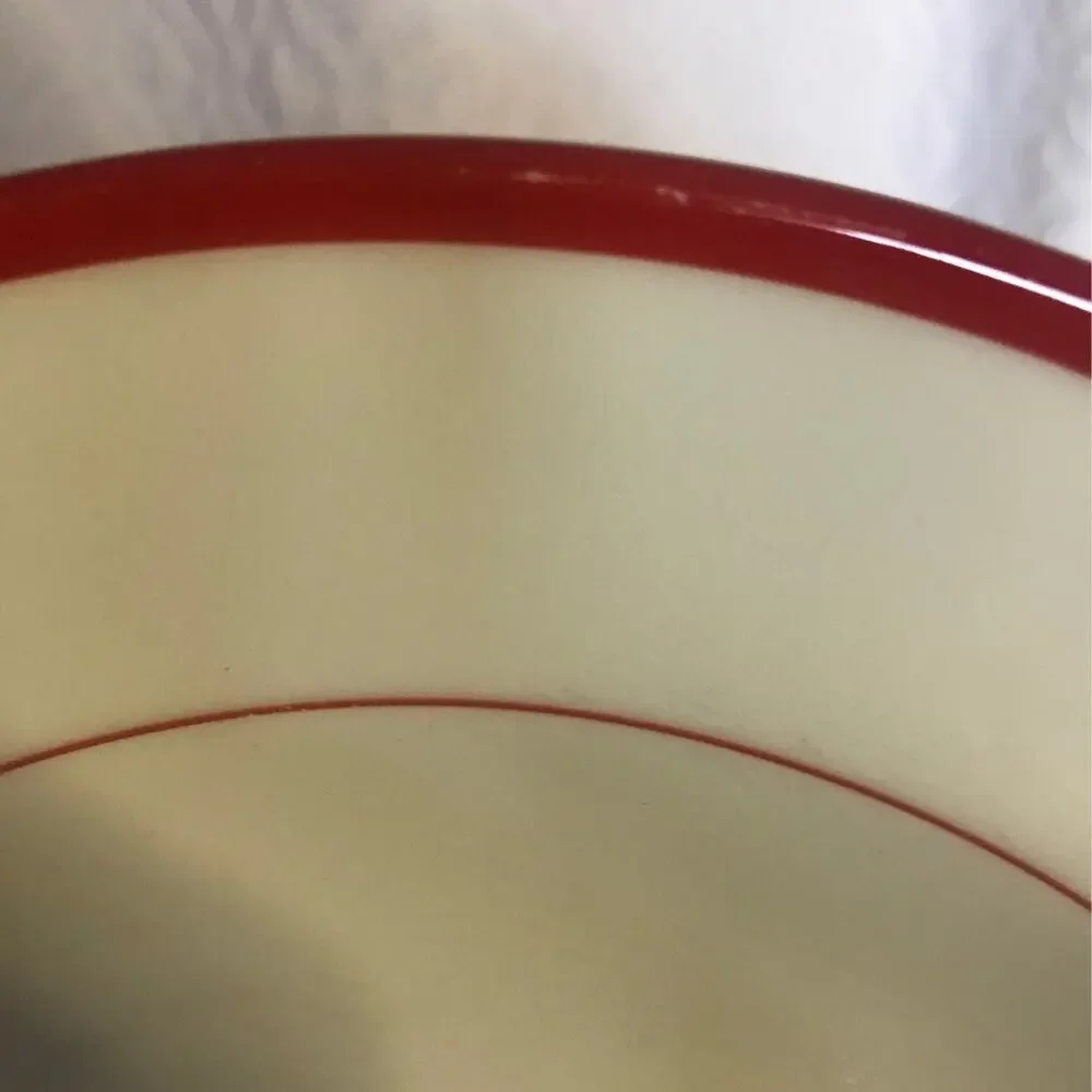 Four Williams-Sonoma Brasserie White with Red Trim.